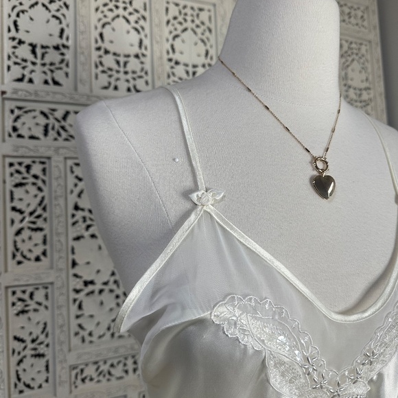 Vintage Intimo Amore Cream Ivory Beaded V Neck Slip Nightgown Sz Medium - Picture 3 of 7